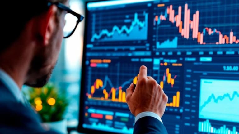 B3 aciona circuit breaker e suspende negócios após queda de 10% na abertura