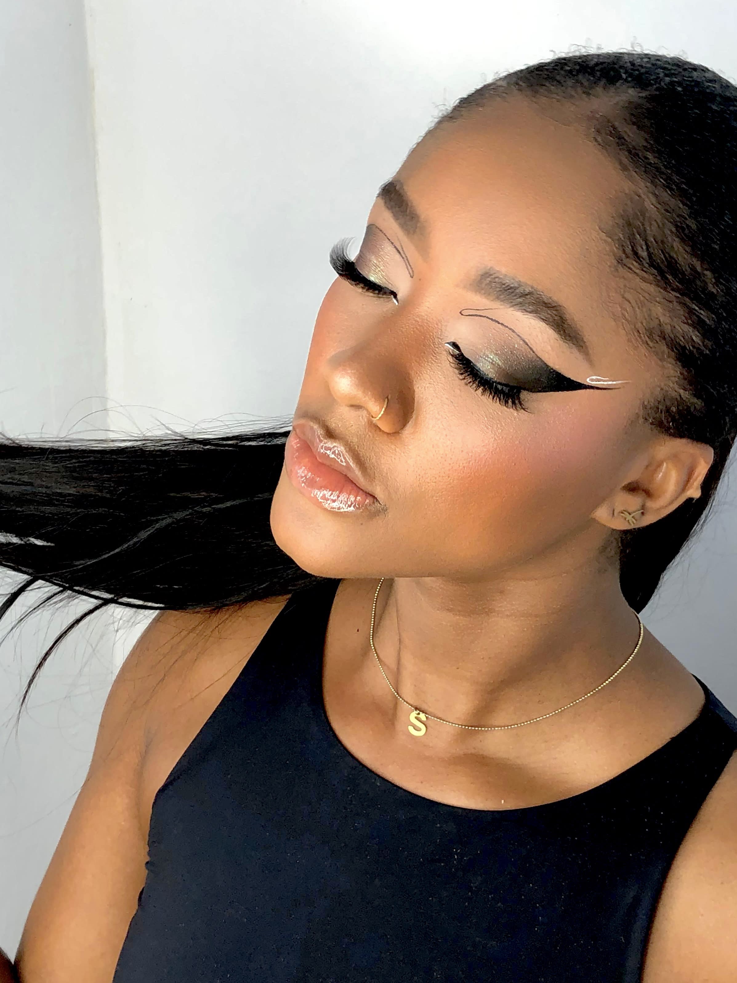 Sofia Echeverry — Make Up Glam (04)