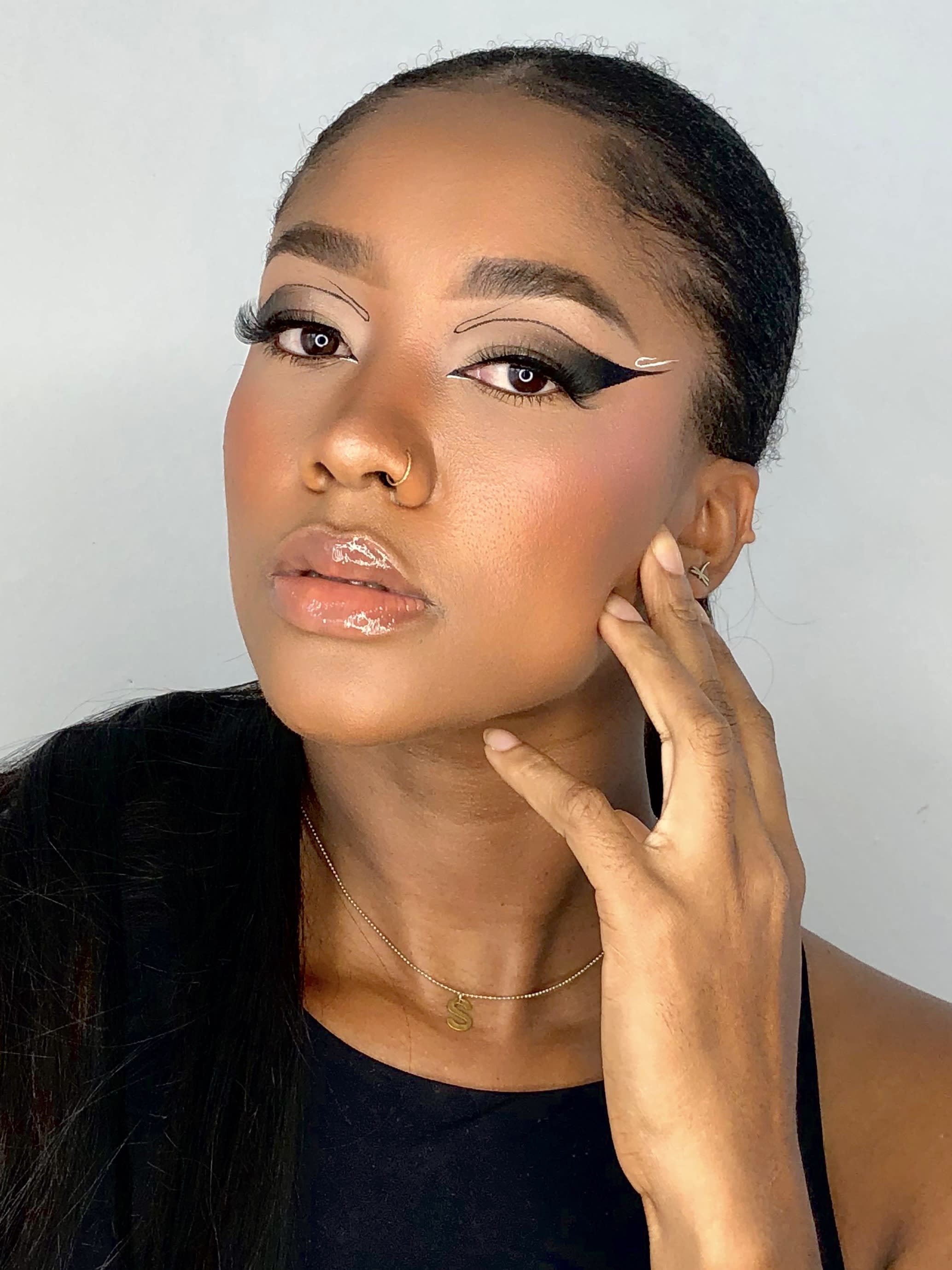 Sofia Echeverry — Make Up Glam (05)