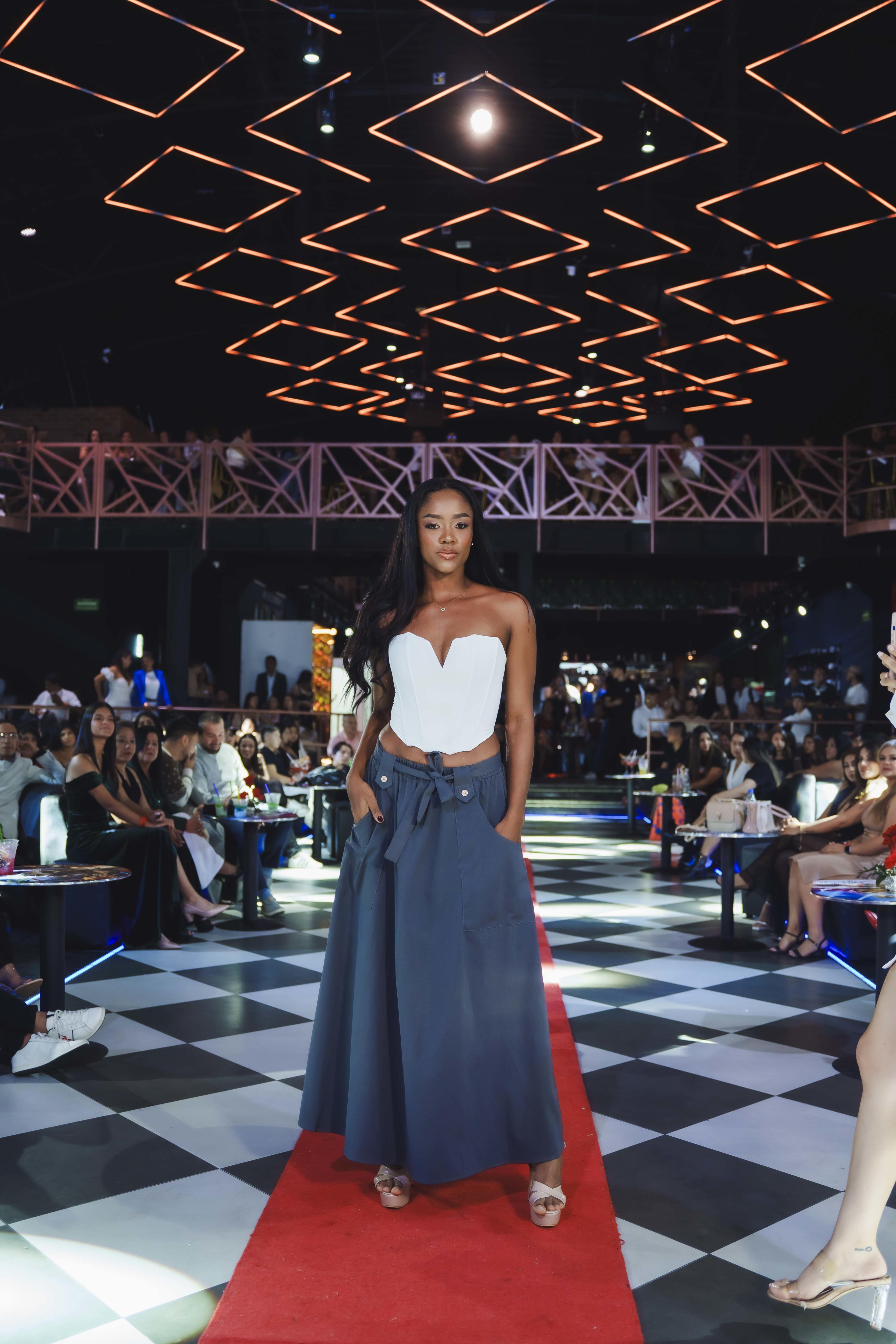 Sofia Echeverry — pasarela (09)