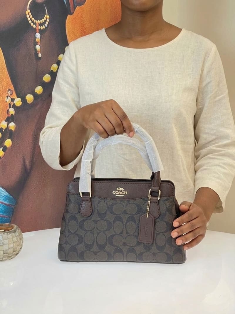 Coach Signature Koyu Kahverengi Monogram Klasik El Çantası - 1