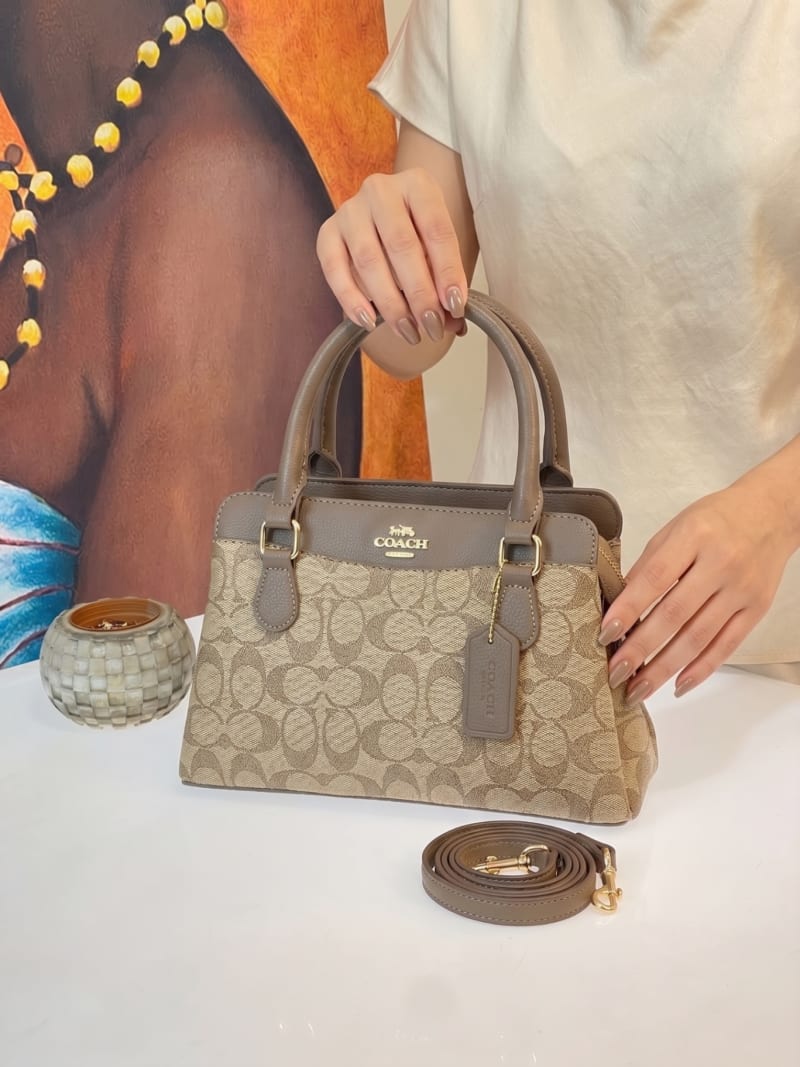 Coach Signature Vizon Deri Detaylı Monogram El ve Omuz Çantası - 1
