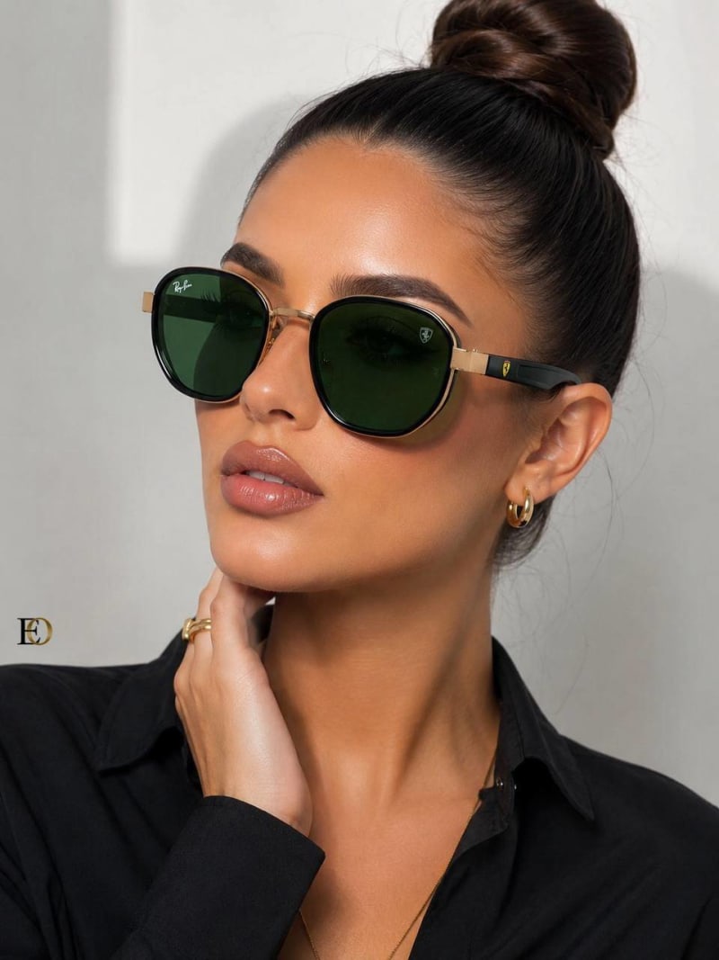 Ray-Ban x Scuderia Ferrari Siyah Çerçeveli Güneş Gözlüğü  - 1