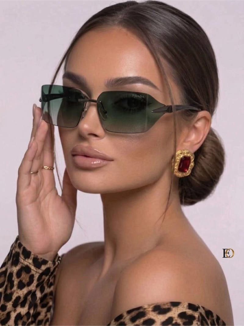 Prada Çerçevesiz Lüks Kadın Güneş Gözlüğü (Füme)  - 1
