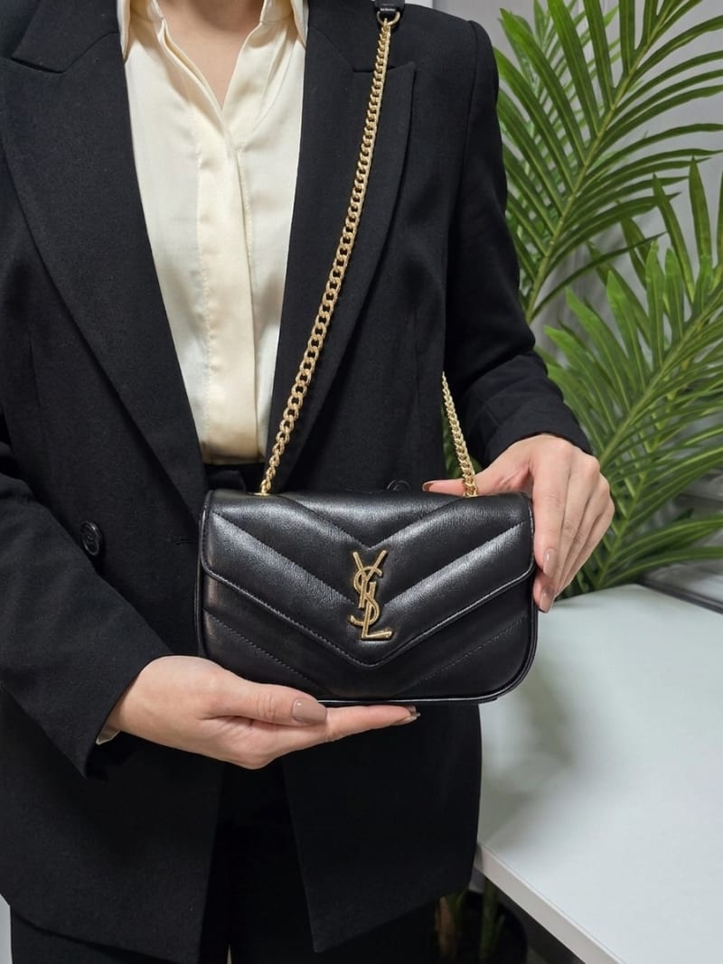 Yves Saint Laurent (YSL) Matelasse Chevron Kapitone Siyah Deri Altın Logolu Zincirli Çanta - 1
