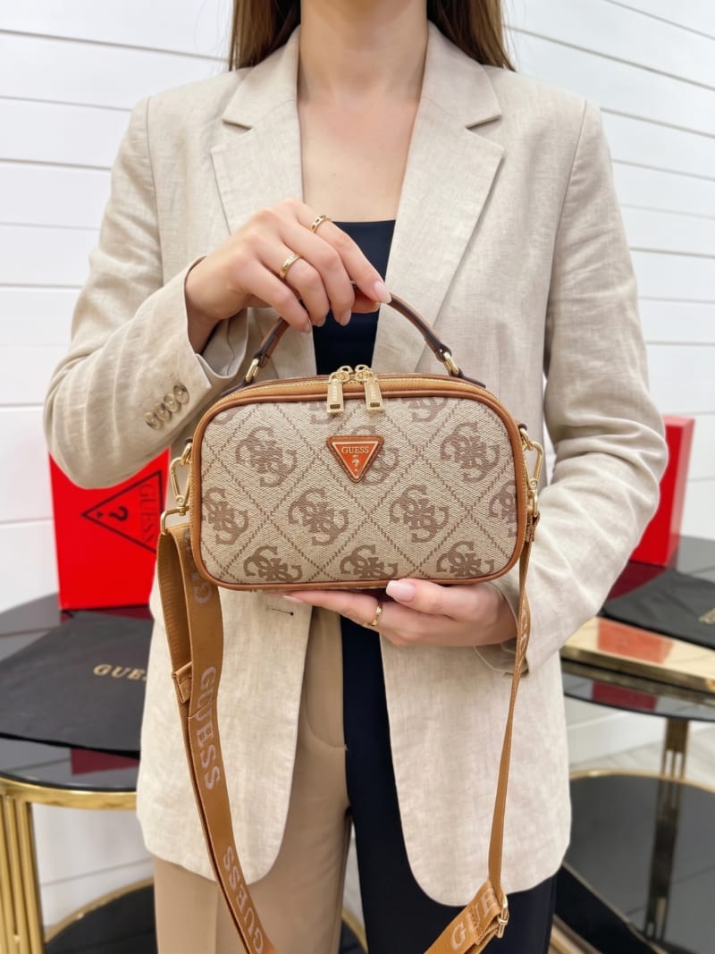 Guess İkonik Monogram Desenli Taba / Bej Logolu Askılı El ve Omuz Çantası - 1