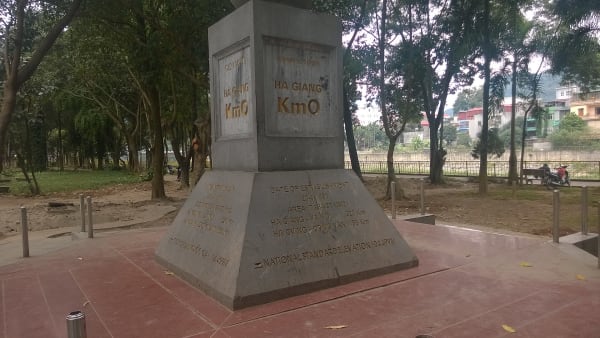 Km 0 Marker, Ha Giang