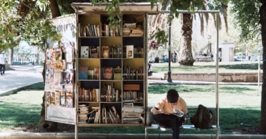 Fnac : des livres d'occasion collectés pour Bibliothèques sans frontières