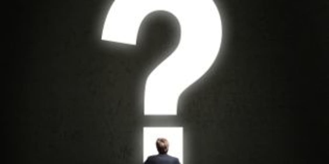 En cas de changement de nom, le nouveau choix doit donner un indice sur l'activité principale et résister aux effets de mode.