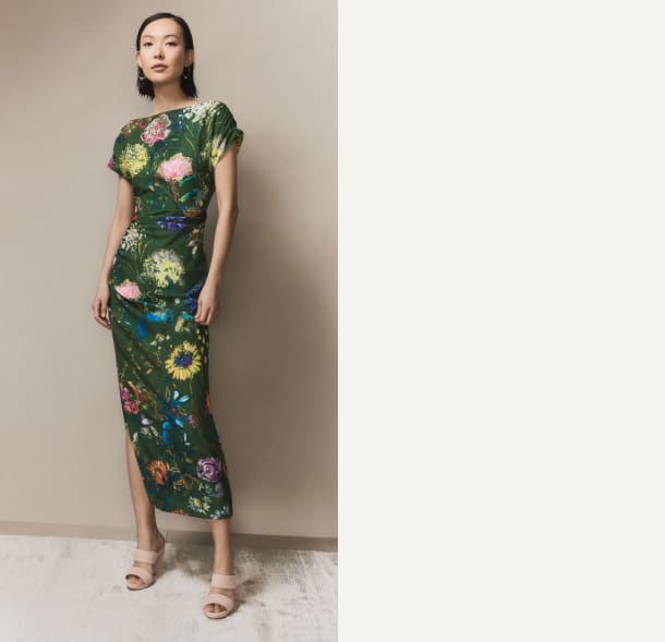 Side Ruched Dress In Floral Printed Crepe