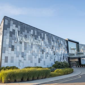 Neiman Marcus opens at Roosevelt Field mall