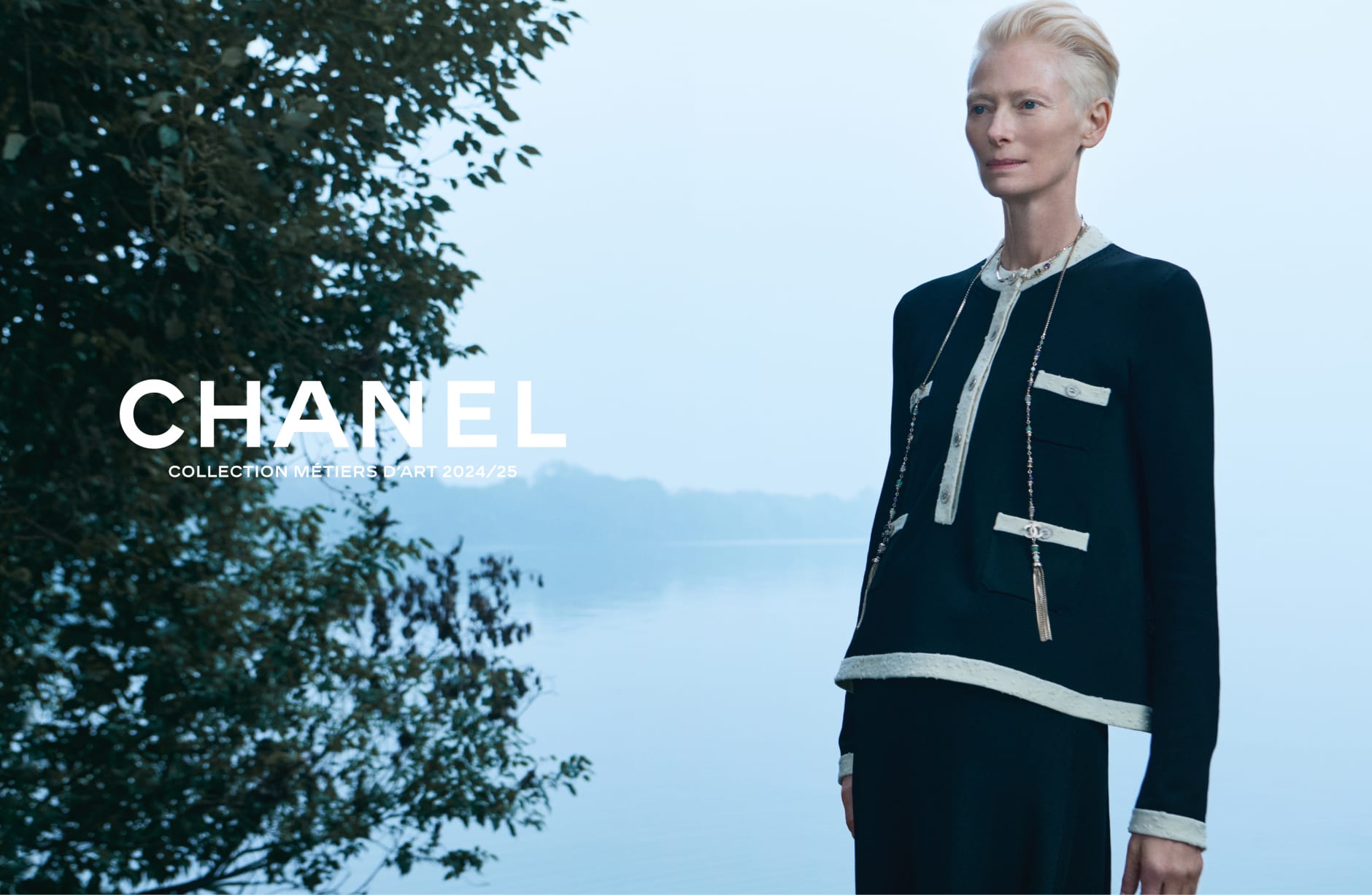 Landing Page: CHANEL [Fashion] Carousel 3 Accessories