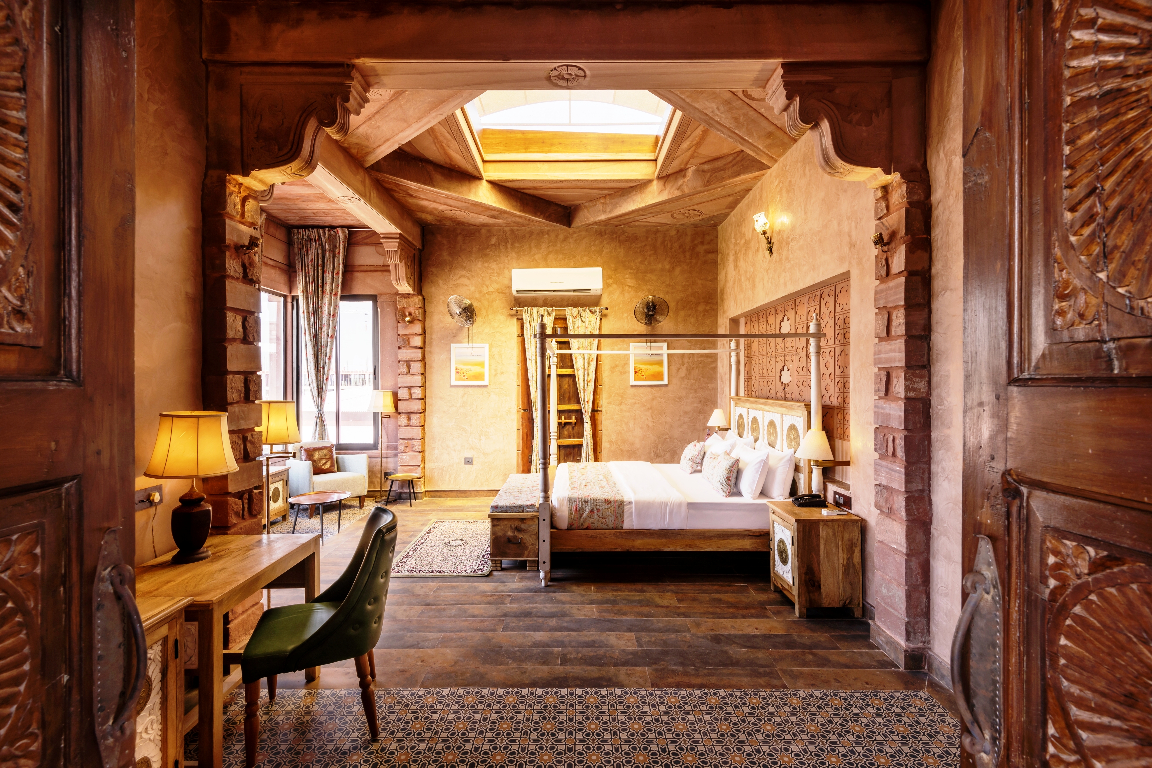 Luxury Suite with Sky View