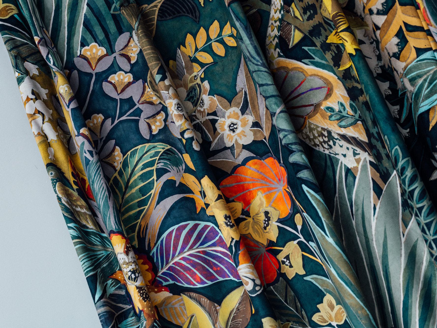 Soft Furnishings And Interiors That Will Perfectly Suit Your Windows | Nathan McCarter Joinery Sally Davidson Kelly curtain close up angle edited