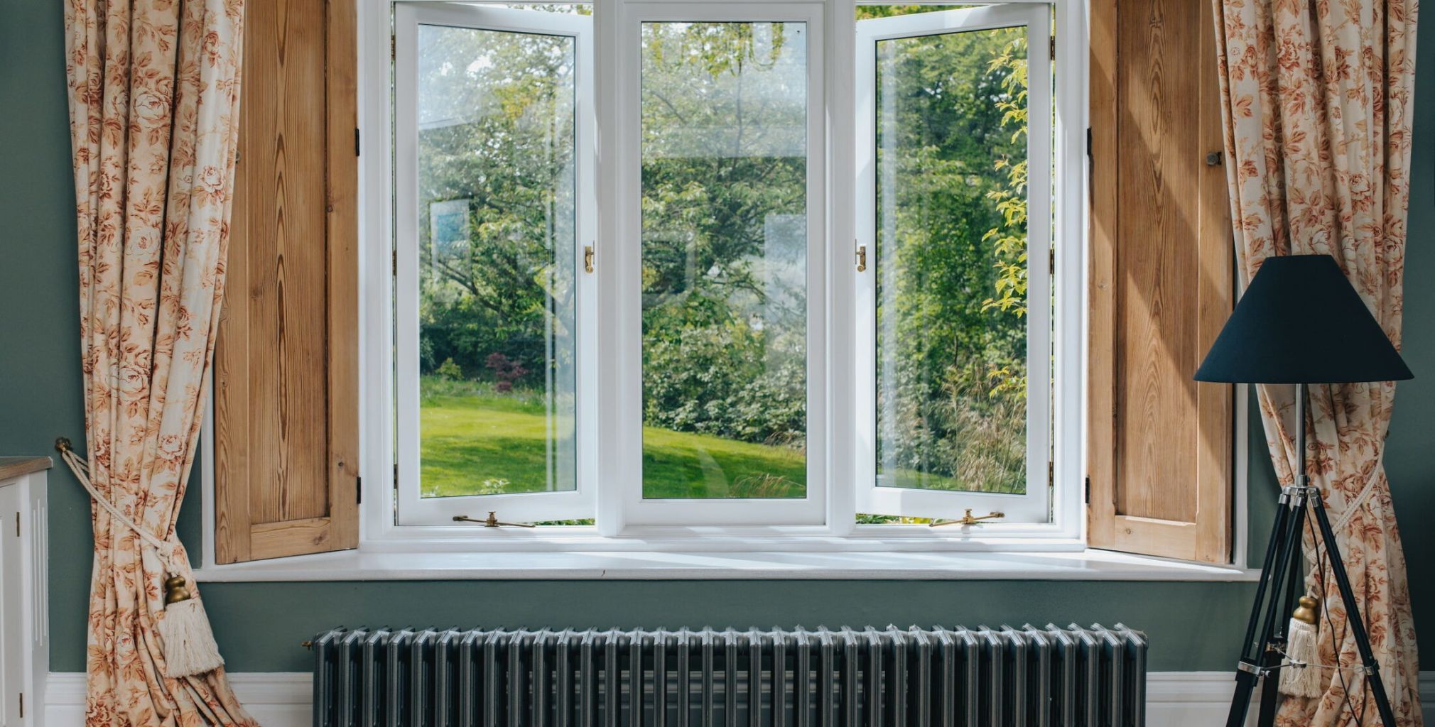 internal window colour