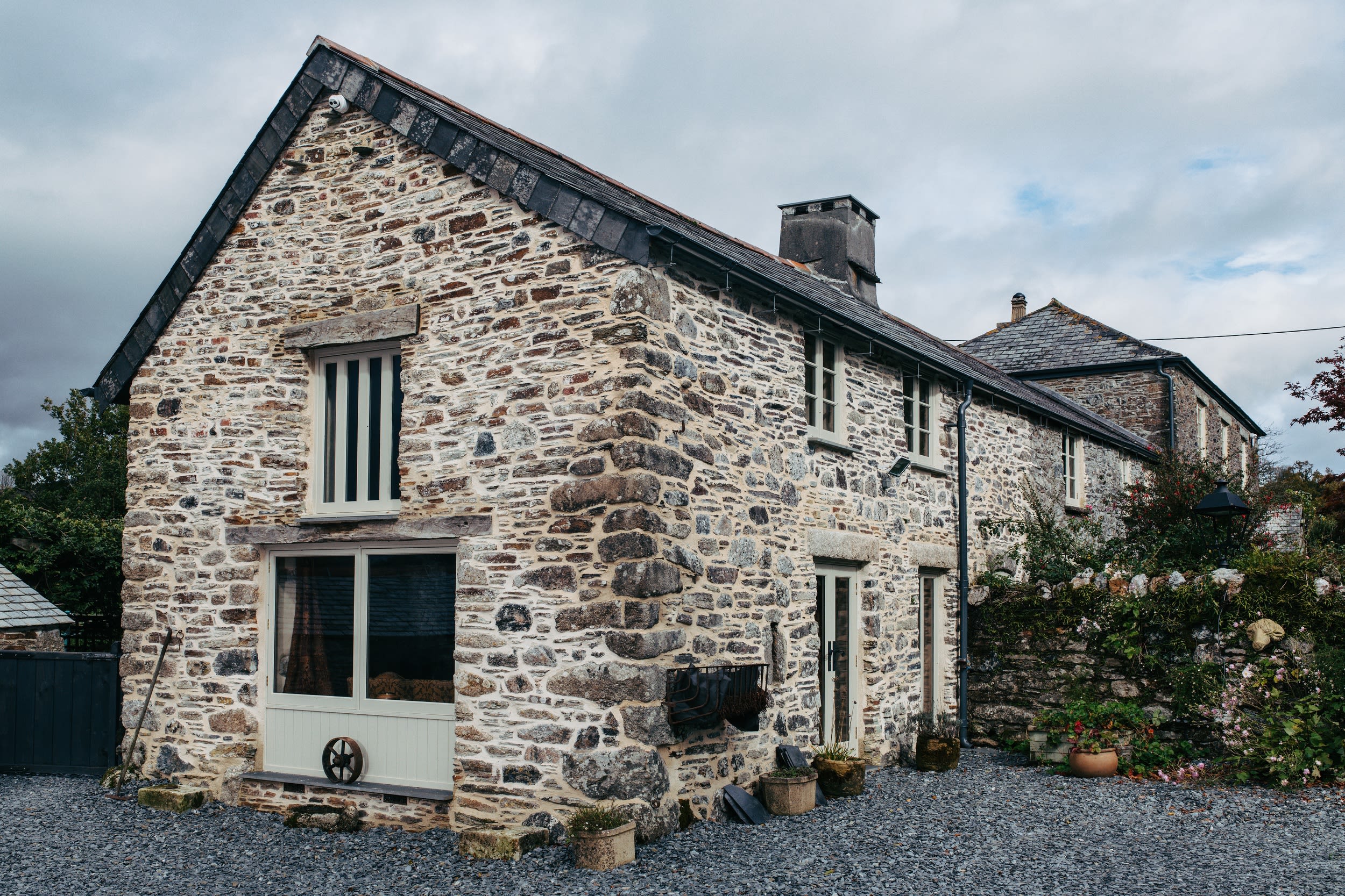 Your Guide To Heritage Windows For Protected Areas Or Listed Properties | Nathan McCarter Joinery barn conversion with heritage windows