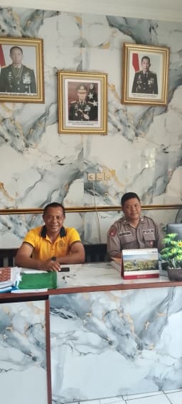 Swift! Padang Bai Police Chief, kompol Wirya, Returns Ukrainian Citizen's Suitcase in Less Than an Hour