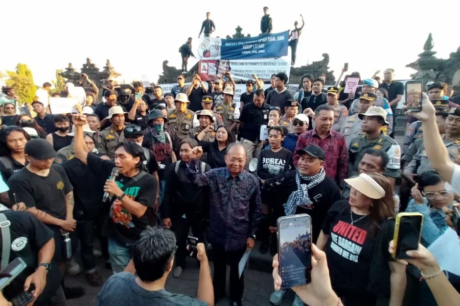 Koster Kaji UMP Bali 2027 di Atas Rp3,4 Juta Dekati KHL