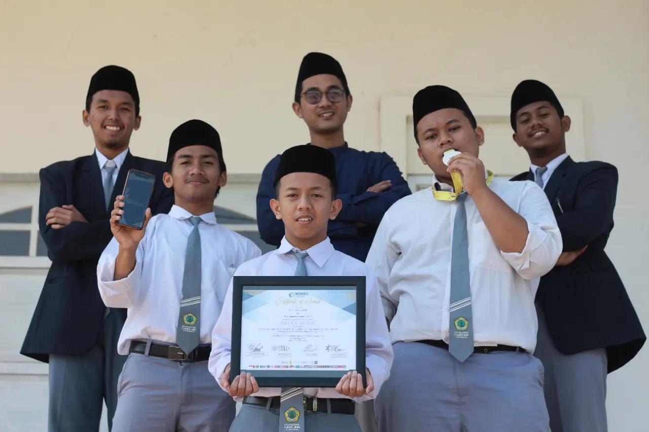 Inovatif, Santri Pondok Pesantren Amanatul Ummah Kembangkan Aplikasi