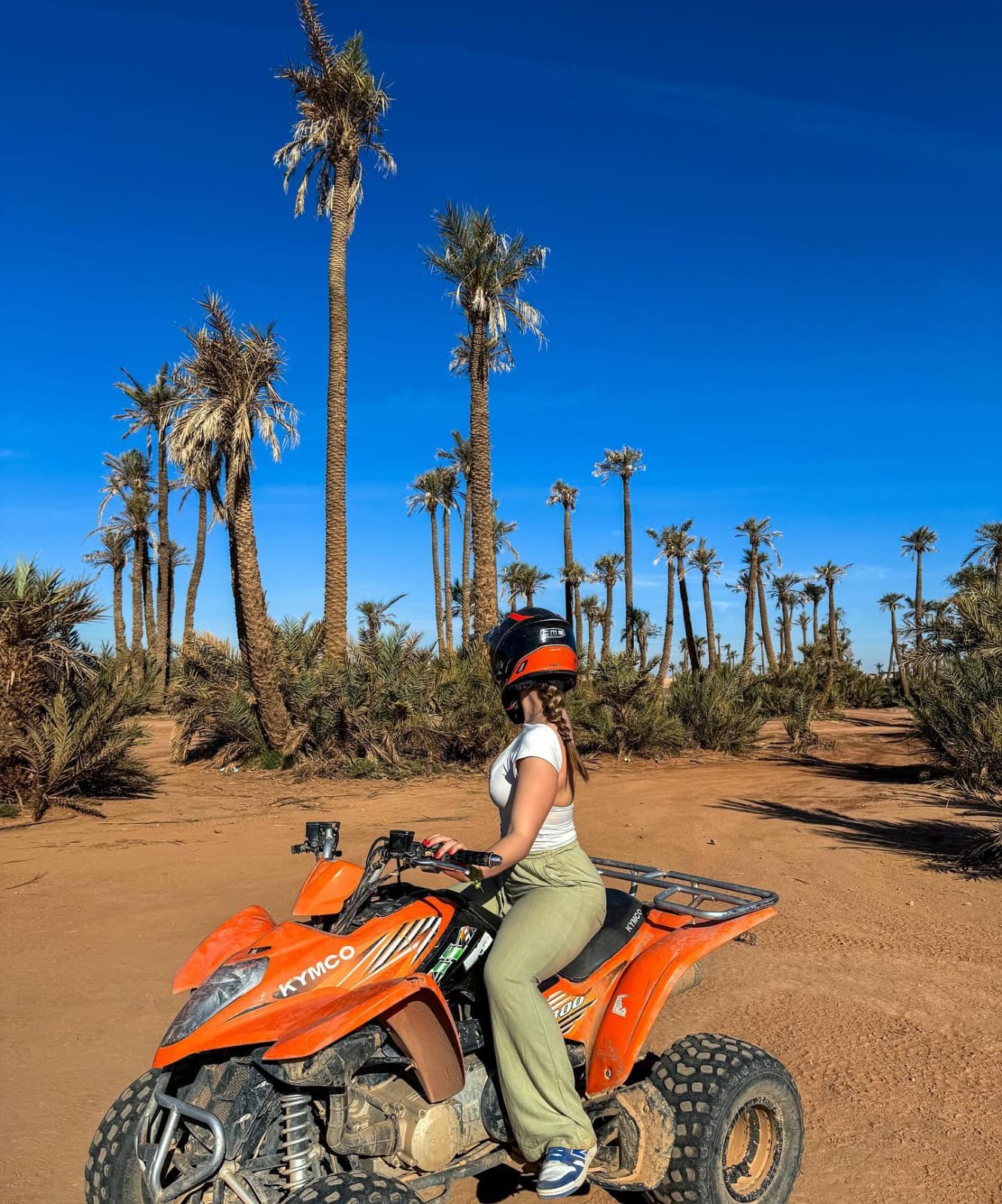 Pause sur un circuit quad près de Marrakech