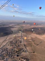 Que voit-on depuis une montgolfière à Marrakech ?