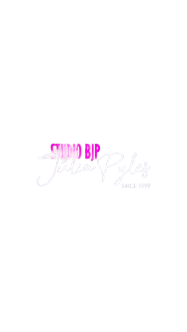 Julia Pyles