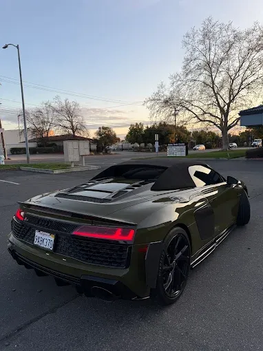 Vehicle Wraps and Window Tinting
