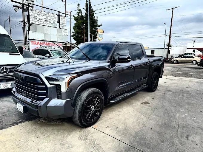 Windows and Windshield Tinting