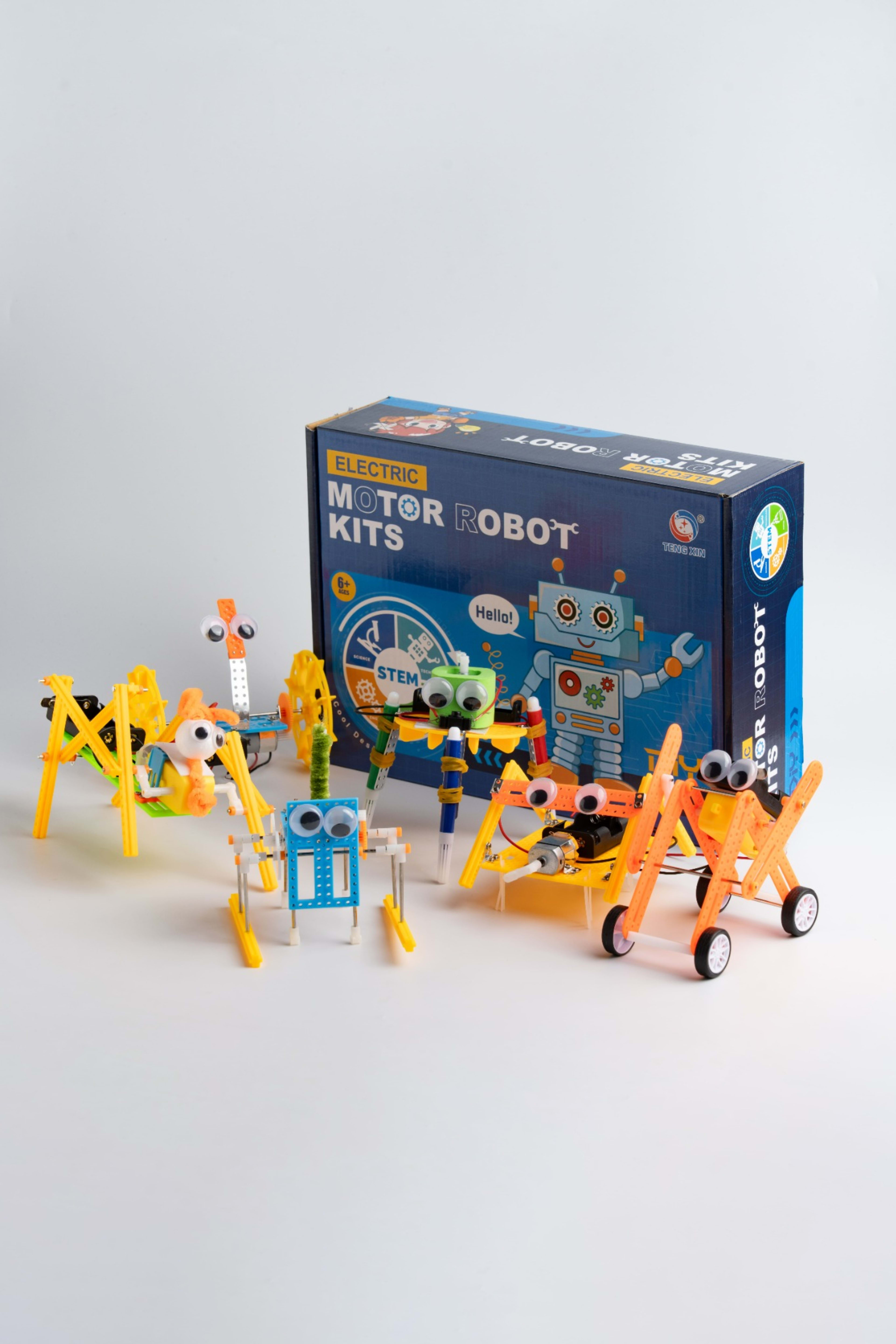 6 tasi 1 da «Elektr robotlar» konstruktori