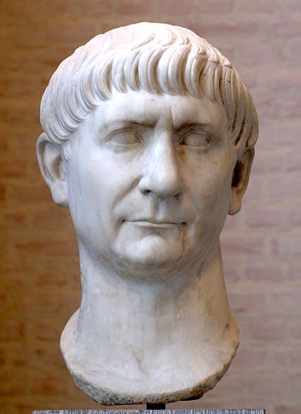 Busto de Trajano. Fuente: Wikipedia