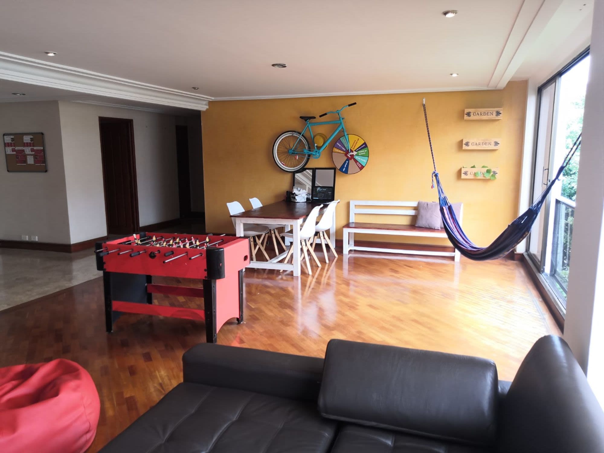 Rental accommodation in Room in Spacious Apartment in Poblado Rental accommodation in Room in Spacious Apartment in Poblado
