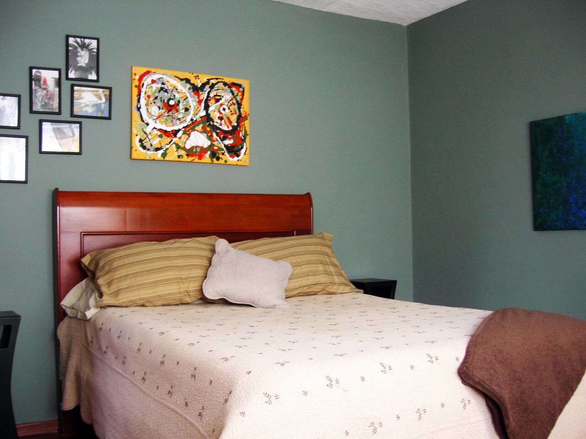 Rental accommodation in Large private room in a nice house in Cuenca Rental accommodation in Large private room in a nice house in Cuenca