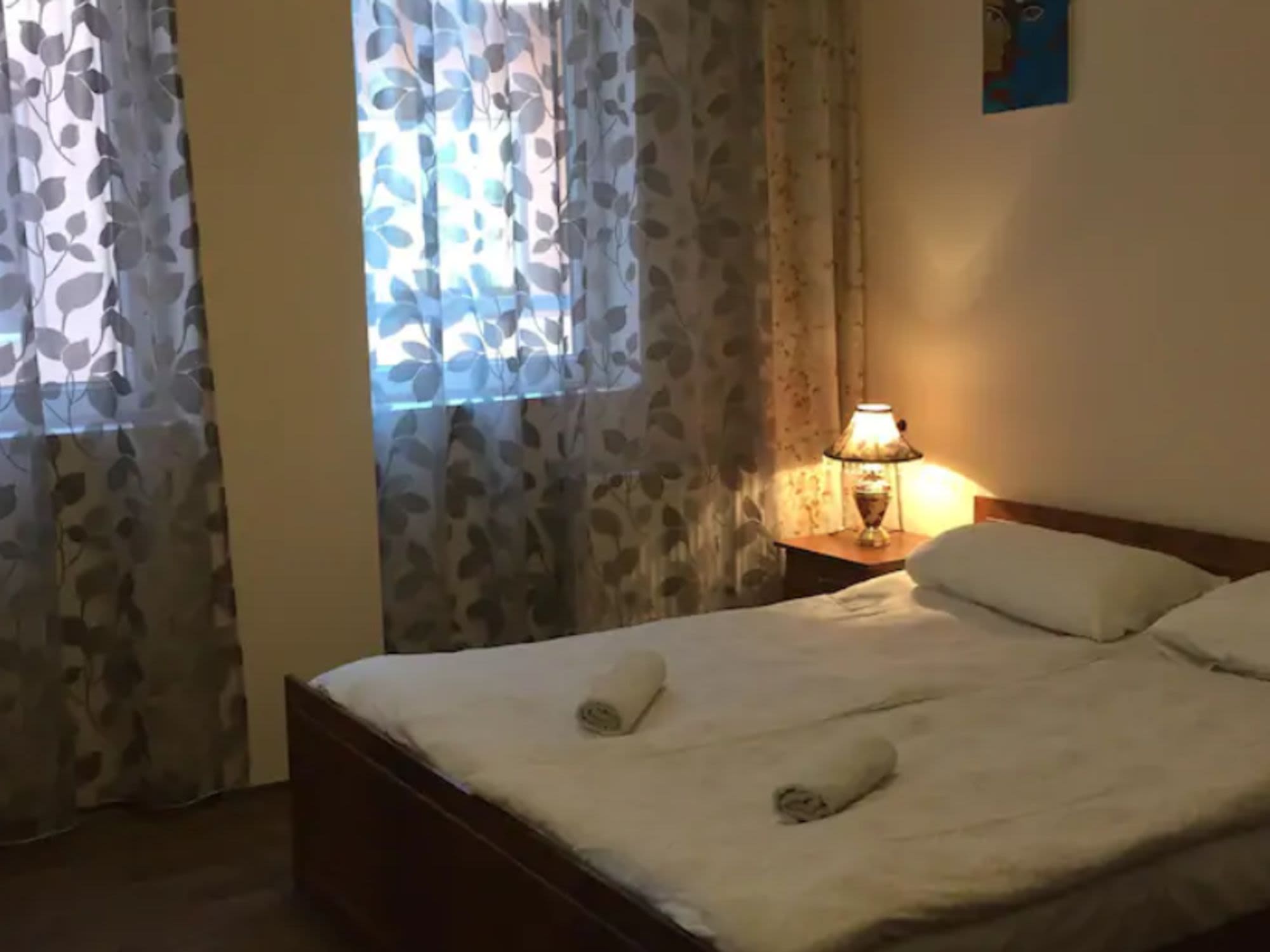 Rental accommodation in Diplomat Georgia on David Agmashenebeli street Rental accommodation in Diplomat Georgia on David Agmashenebeli street