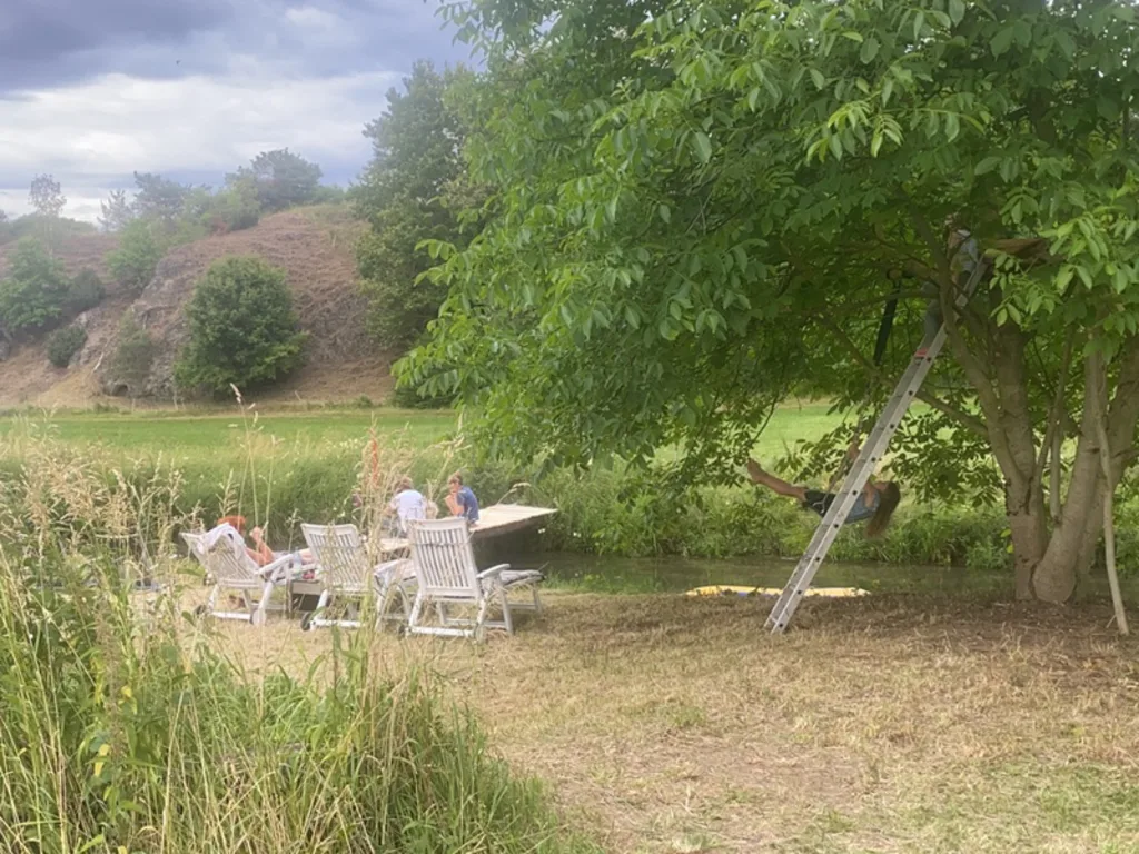 Glücklich am Bach- Eingang zur fränkischen Schweiz