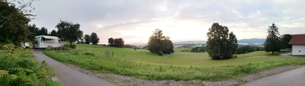 Alpenblick auf 870 m auf dem Auerberg