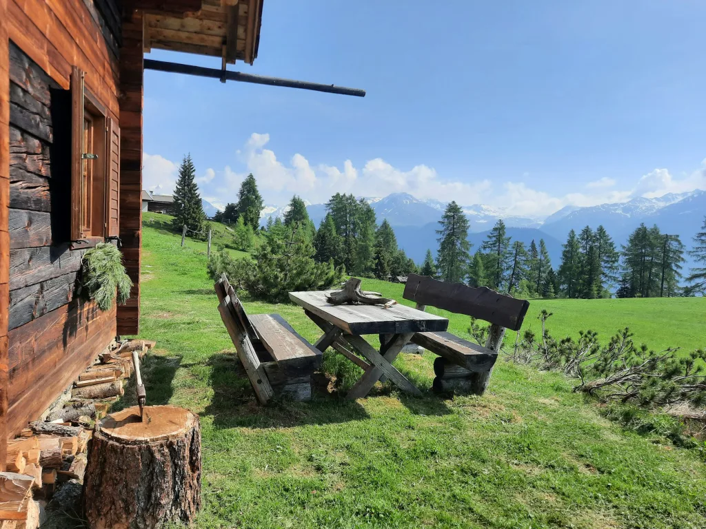Urige Almhütte oben in den Bergen