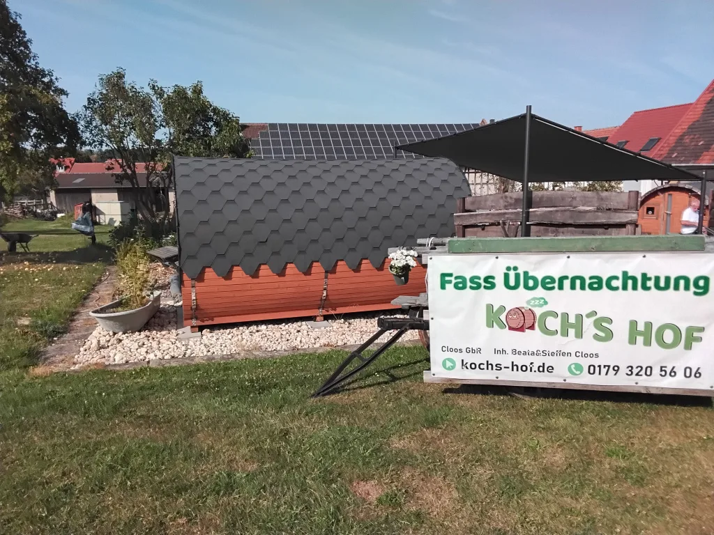 Schlaffass Familienfass Übernachtung in der Natur