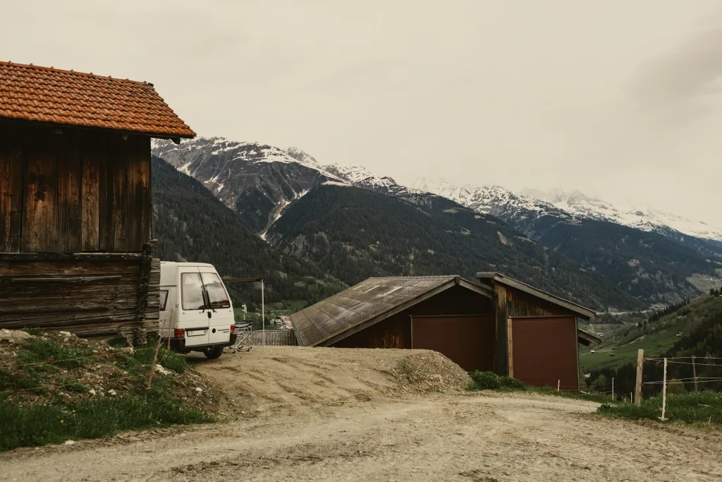 Mompé-Medel Camp