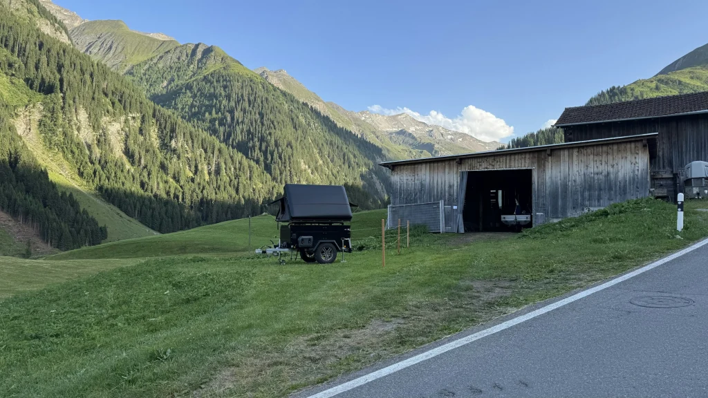CampCons nahe der Greinaebene