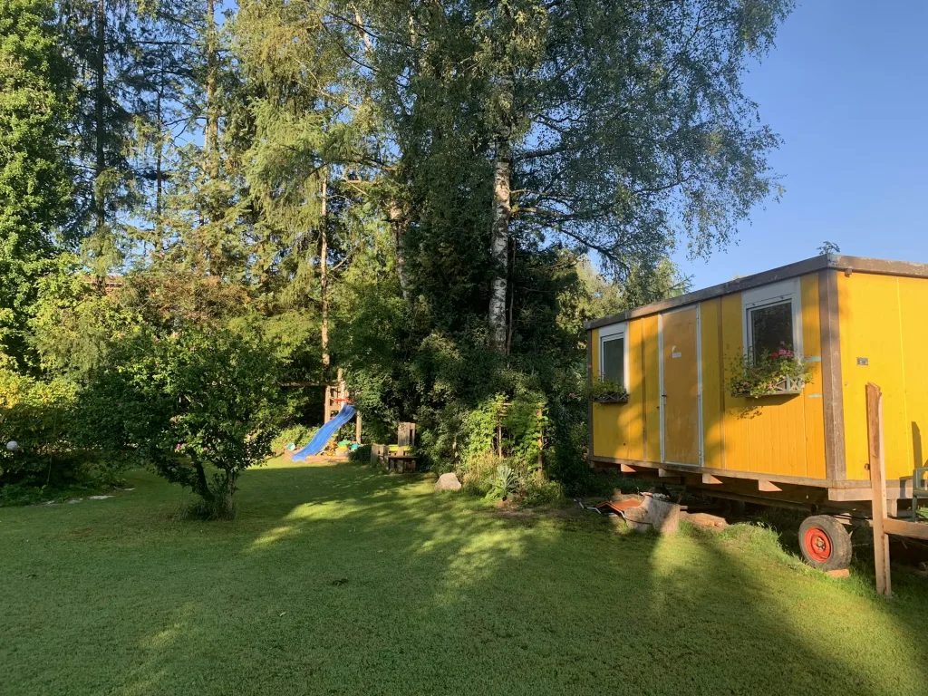 Umgeben von Natur mit Bergblick