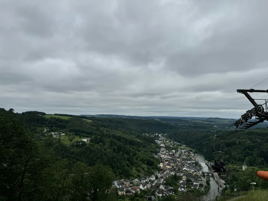 Vianden, Sessellift und Schloss