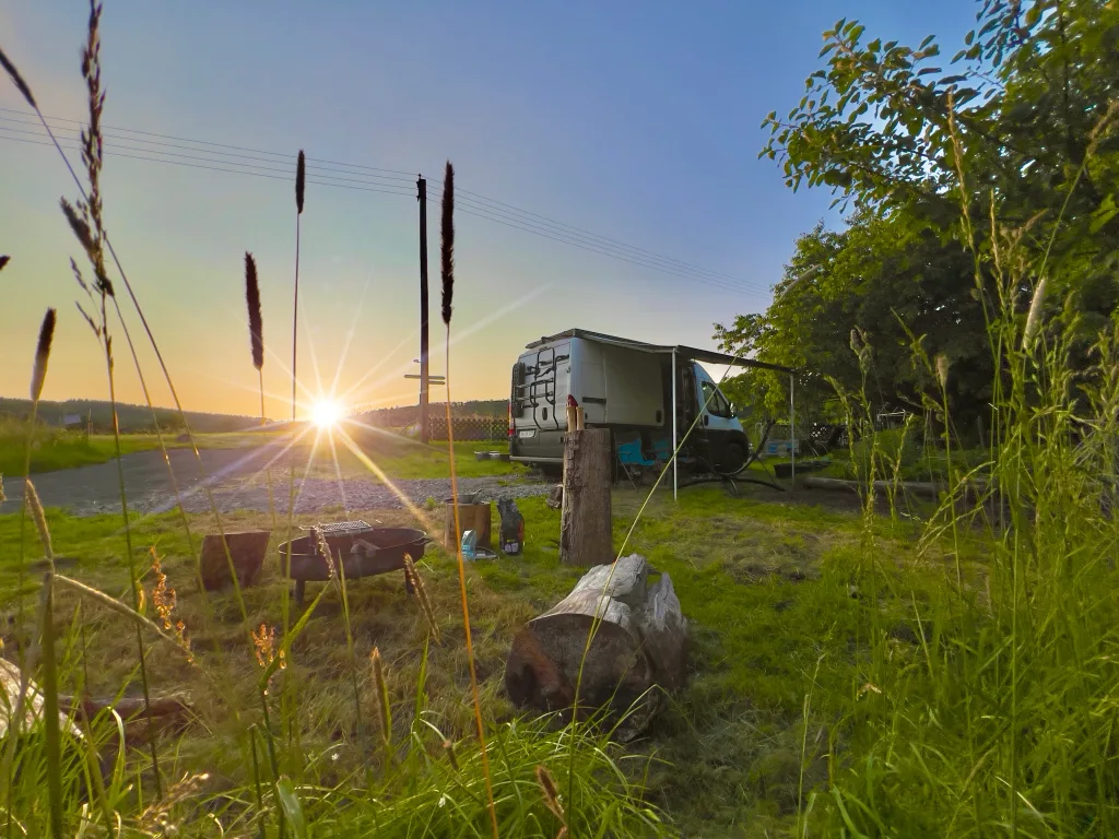 Idylle am wilden Holzbach mit Privatstrand