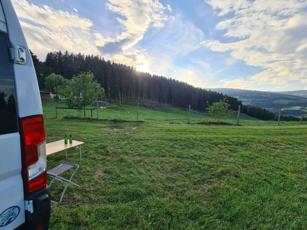 Berg-Bauernhof mit Ausblick
