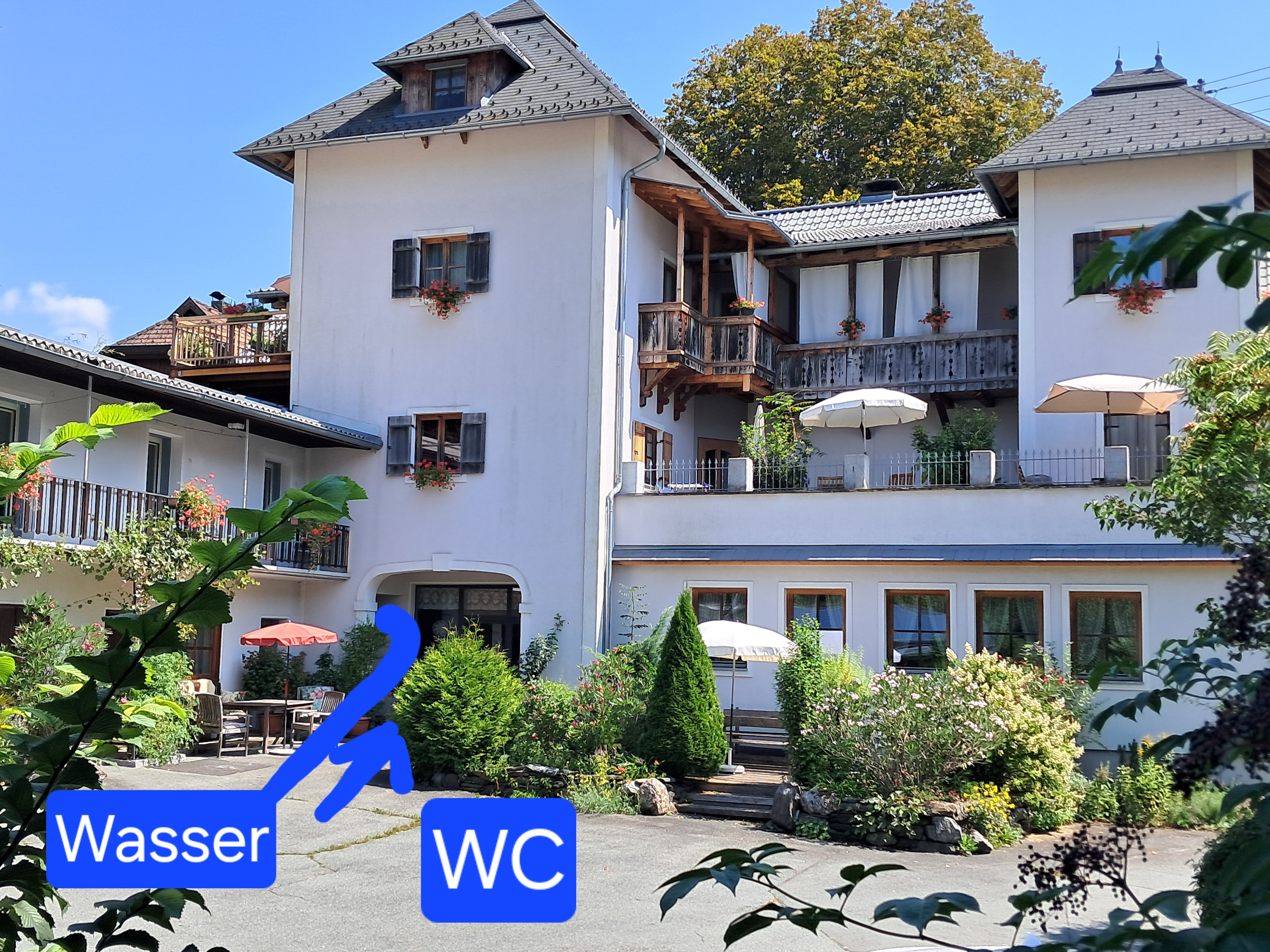 Stellplatz am Land mit Bergpanorama photo 5