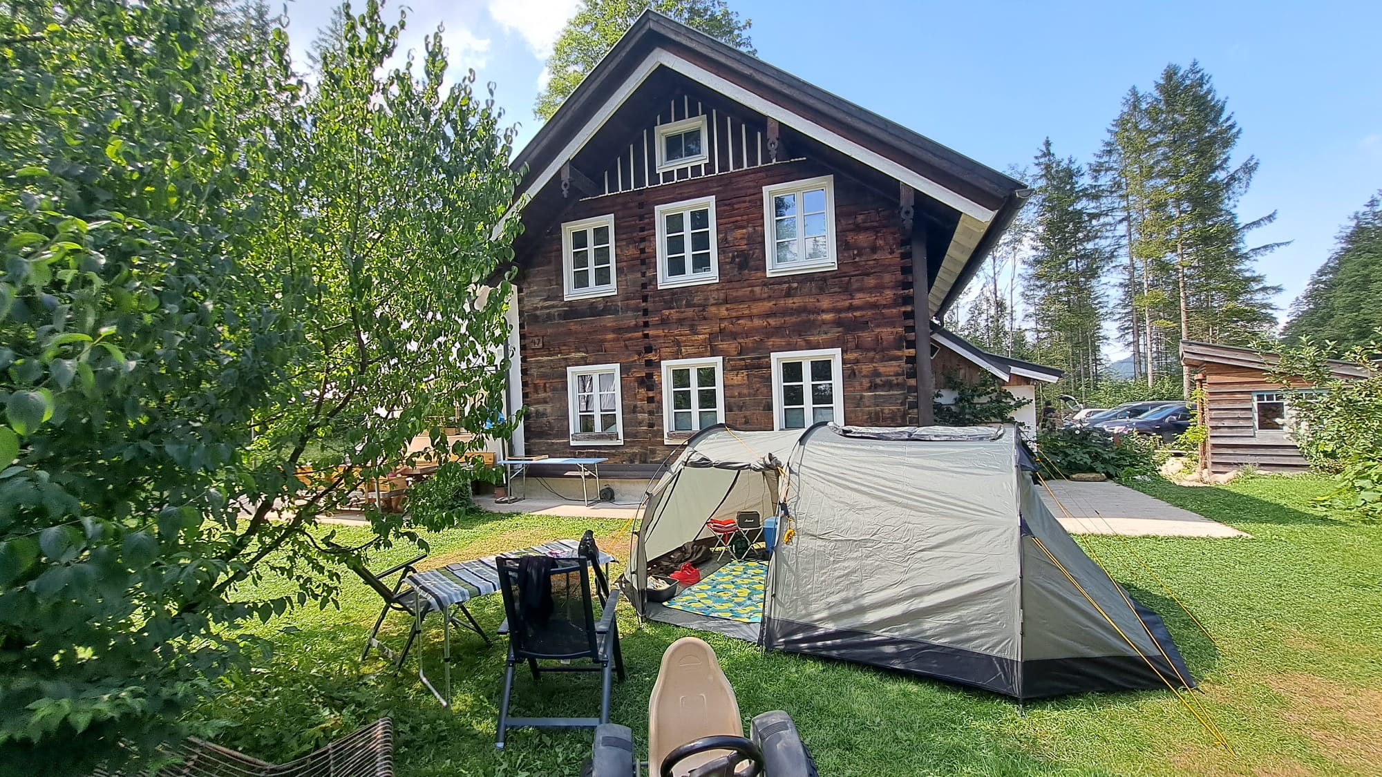 Sommerfrische nahe Bergsee photo 4