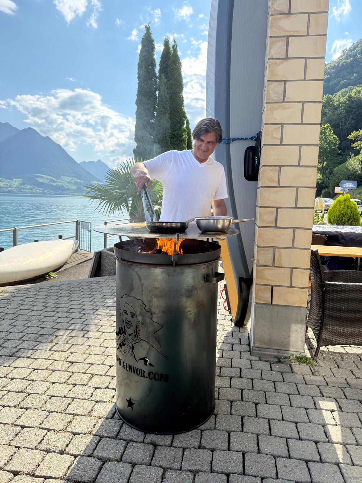 Blick auf See/Berge, direkt am See photo 4