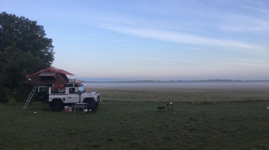 Alleinlage mit Sonnenuntergang photo 2