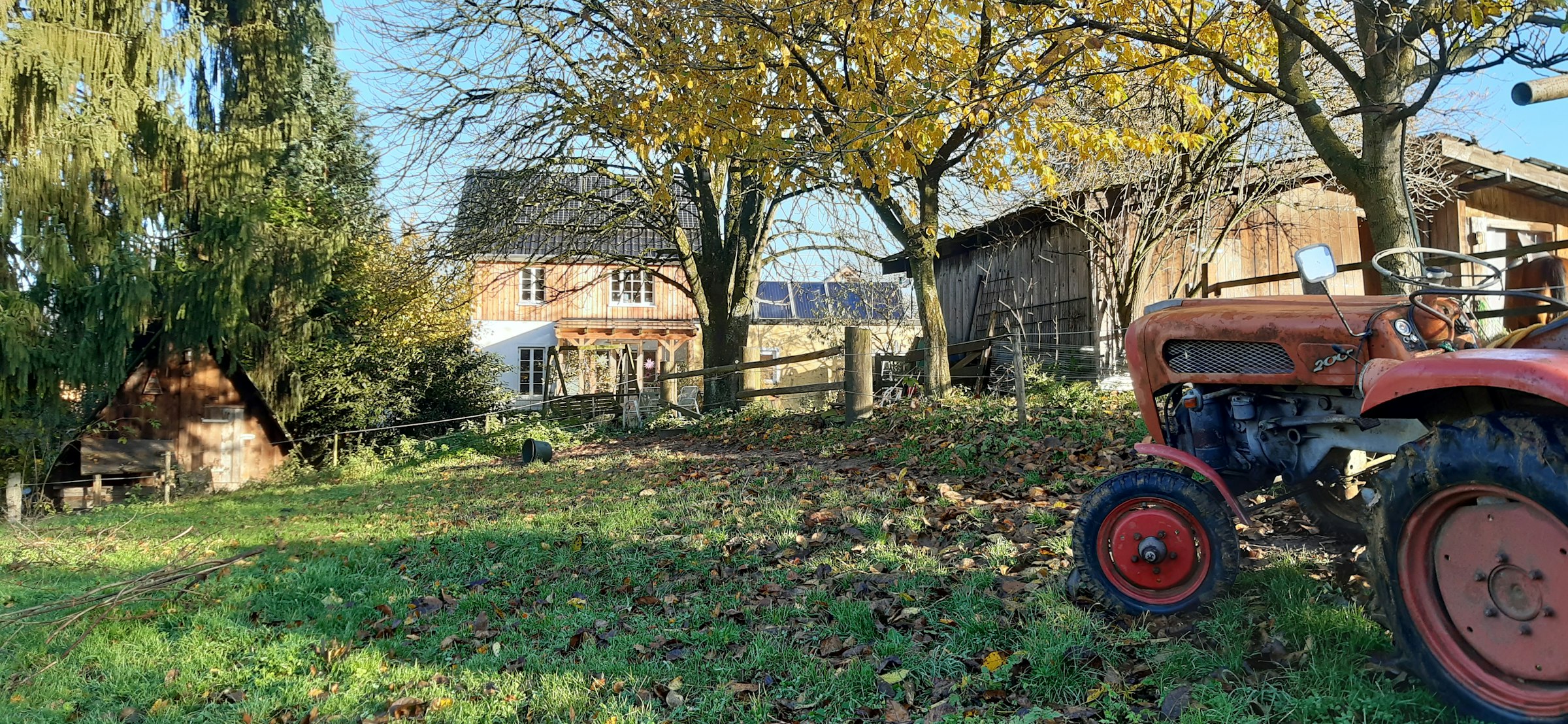 Kleiner Heustall bei den Tieren - Photo 3