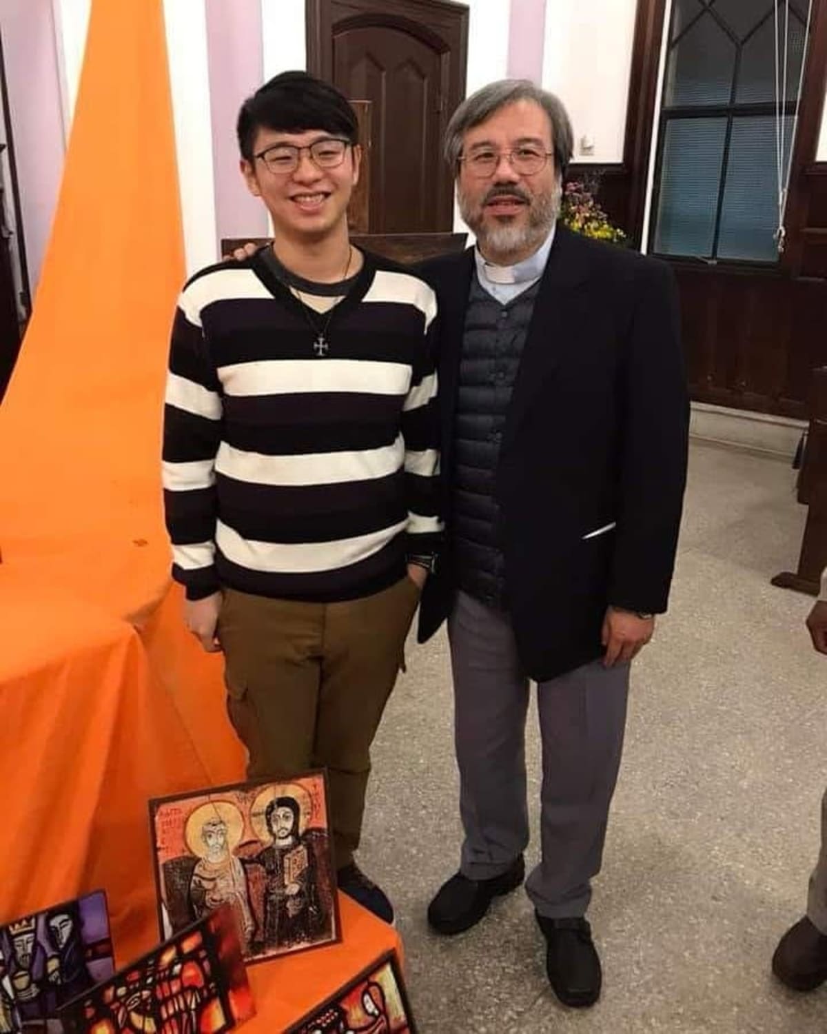 和龐牧師合照