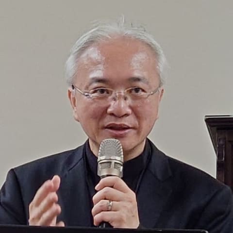 黃春生牧師